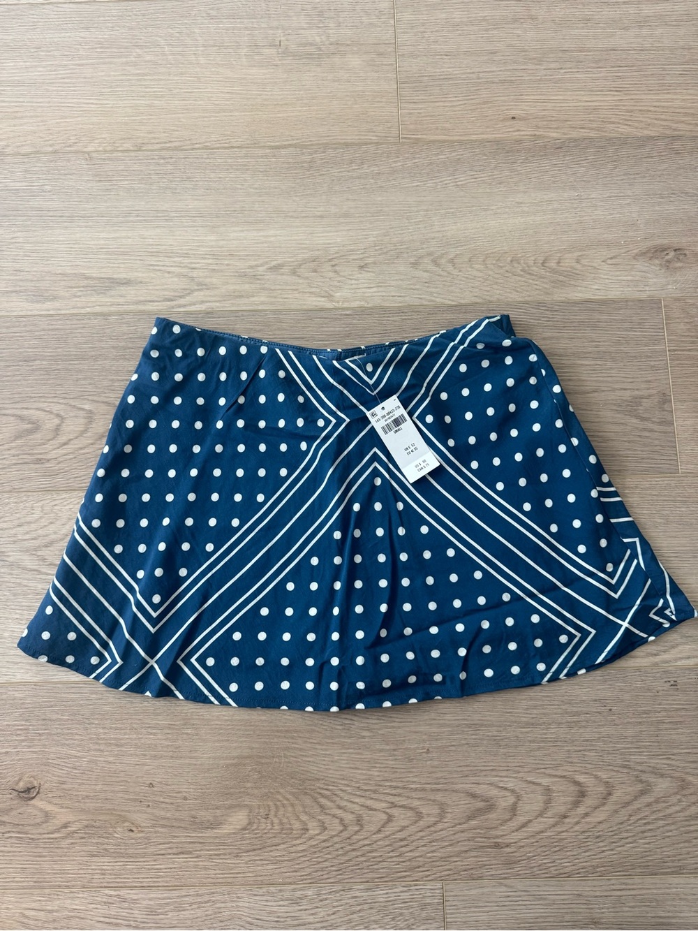 NWT mini silk skirt